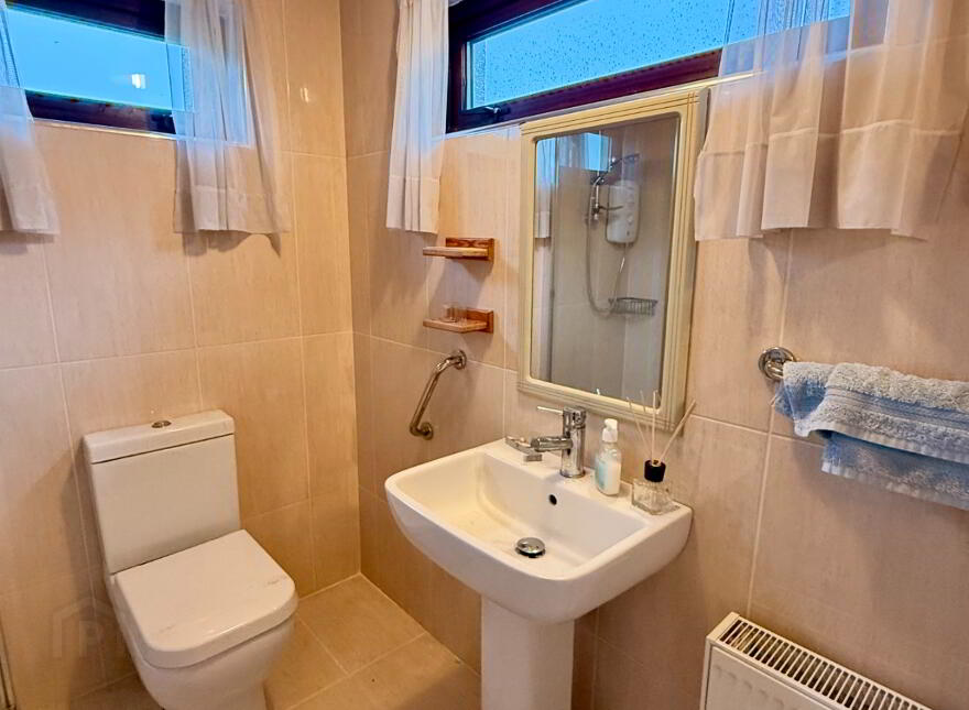 1 Greenpark, Armagh, BT60 4ES