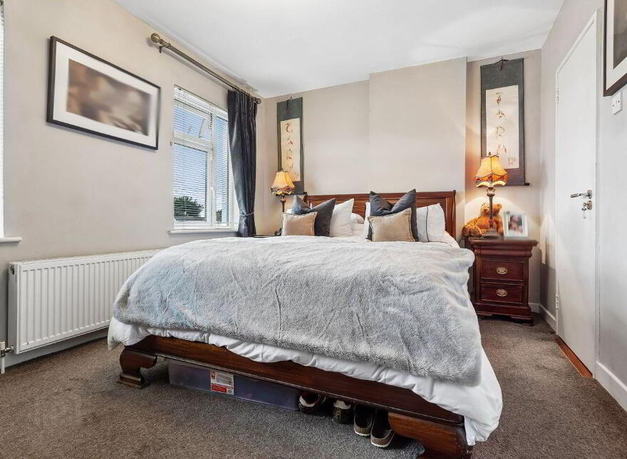 2 The Garth, Kingswood, Kingswood, D24Y62X
