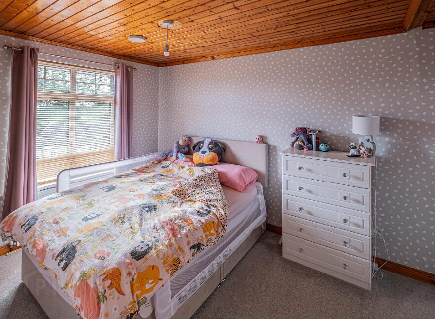 8 King William III Crescent, Maghera, BT46 5HA