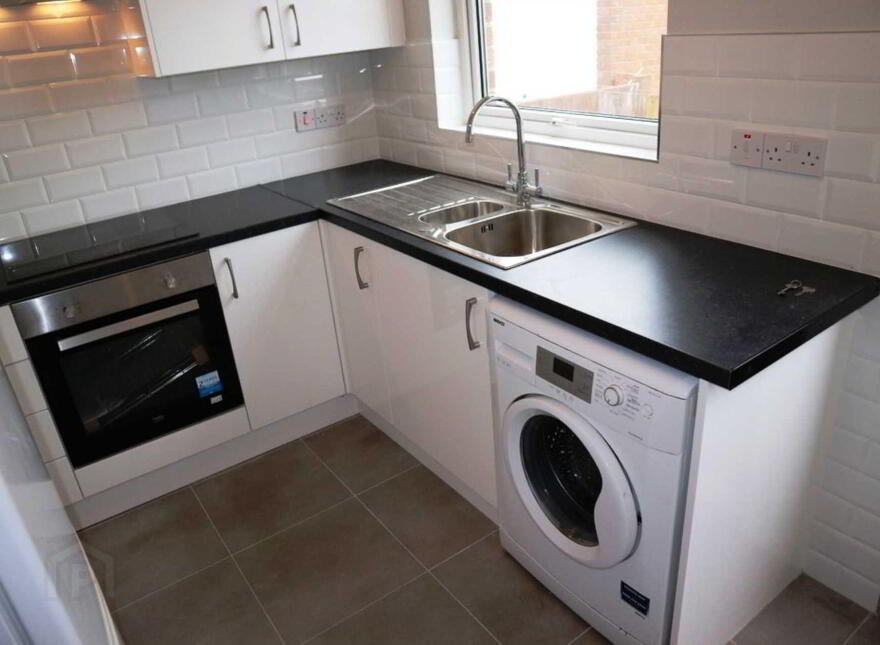 11 West Circular Road, Ballygomartin, Belfast, BT13 3QA