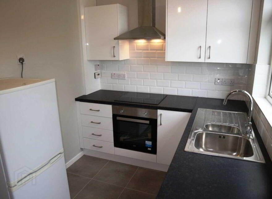 11 West Circular Road, Ballygomartin, Belfast, BT13 3QA