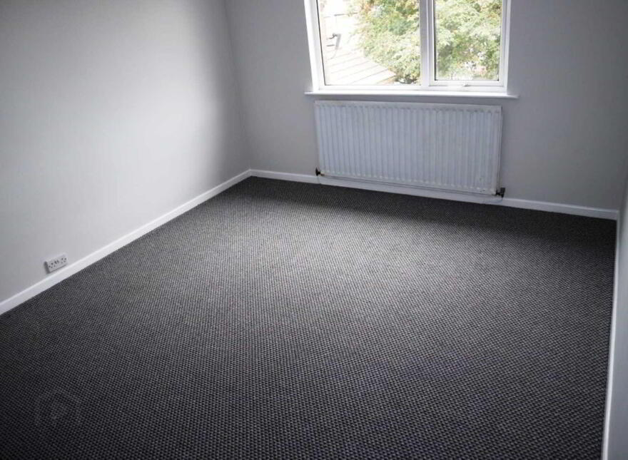 11 West Circular Road, Ballygomartin, Belfast, BT13 3QA