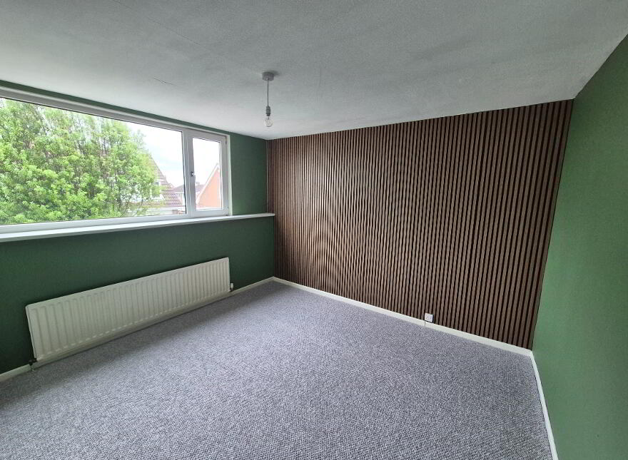 3 Glenview, North Road, Carrickfergus, BT38 7RP