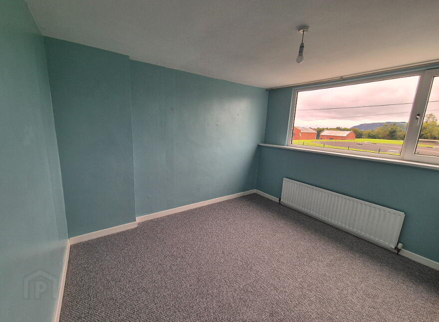 3 Glenview, North Road, Carrickfergus, BT38 7RP