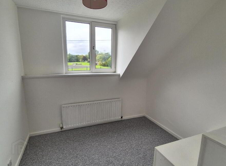3 Glenview, North Road, Carrickfergus, BT38 7RP