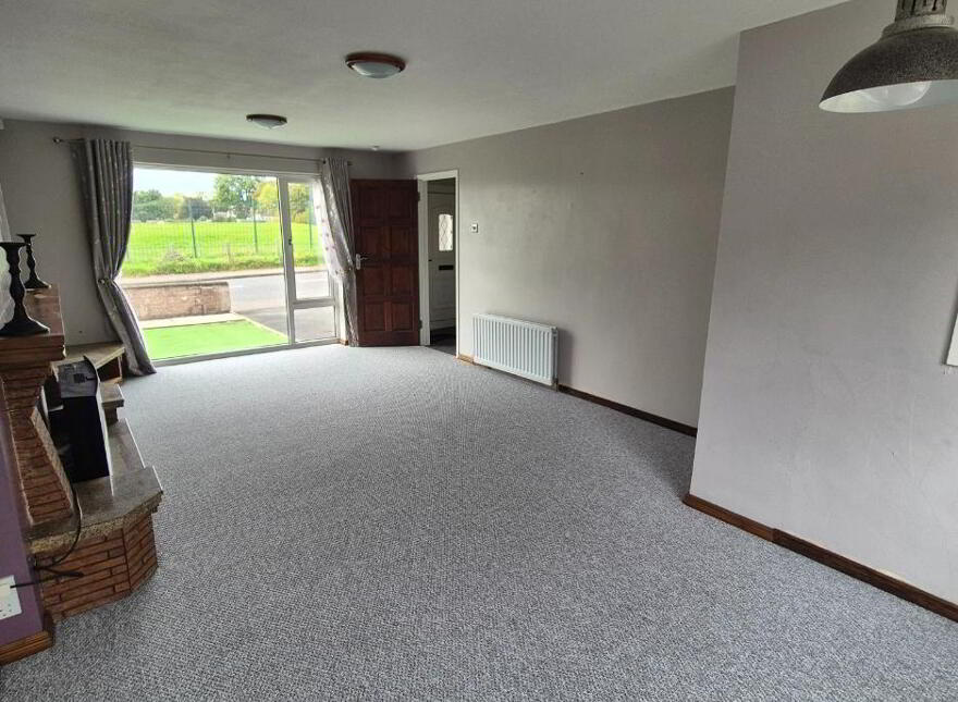 3 Glenview, North Road, Carrickfergus, BT38 7RP
