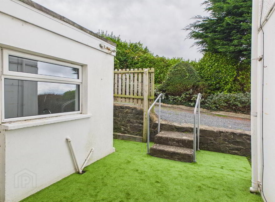 Apt 1 Pier House, 1 Seafront Road, Holywood, BT18 0BB