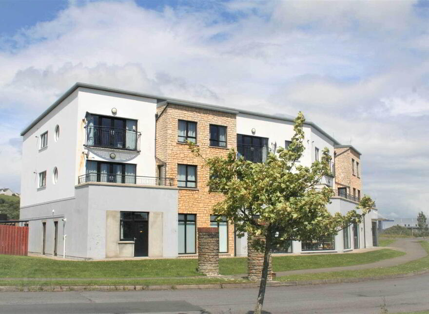 D6 Nas Mor, Letterkenny, F92CD66 photo