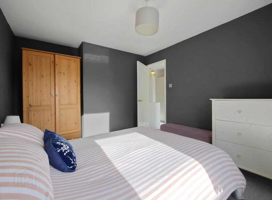 4 Kinnegar Court, Holywood, BT18 9SP