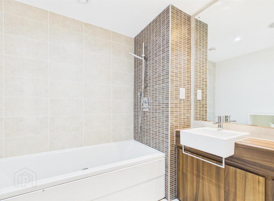 Apartment 10.20 The Arc 2J Queens Road, Belfast, BT3 9FP