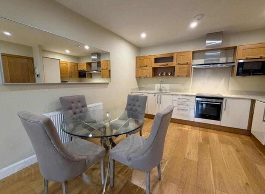 The Oak, Trimbleston, Goatstown, Goatstown, D14P300