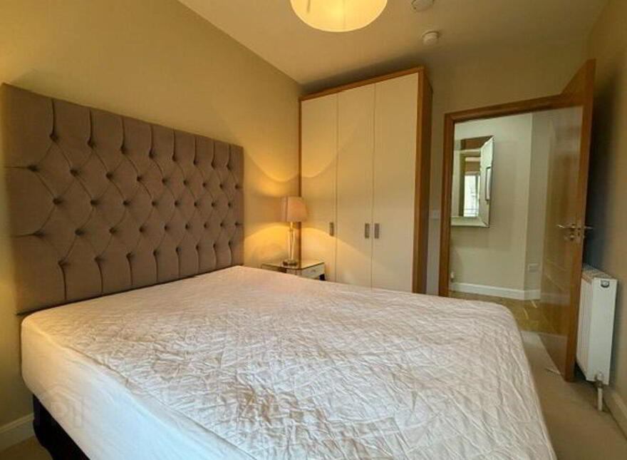 The Oak, Trimbleston, Goatstown, Goatstown, D14P300