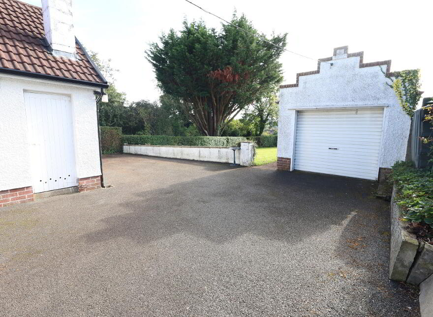 73 Moneymore Road, Cookstown, BT80 8EH