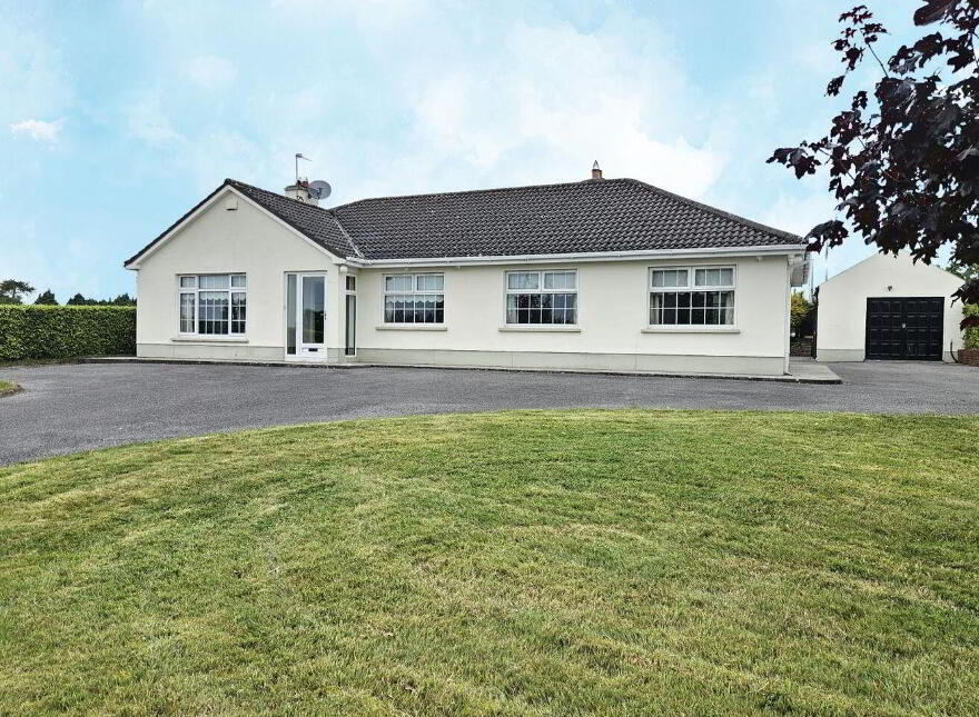 Ballyoran, Ballyboy, R42R120