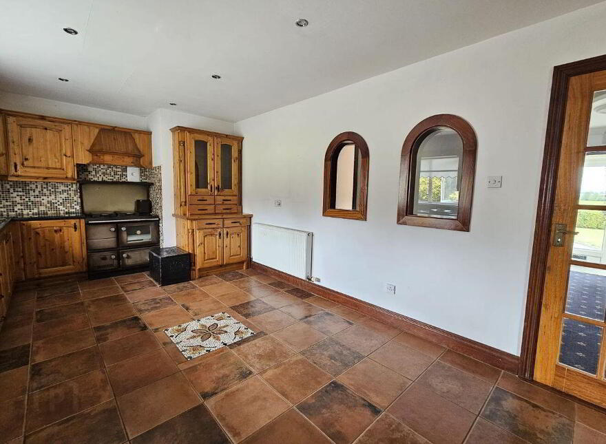 Ballyoran, Ballyboy, R42R120