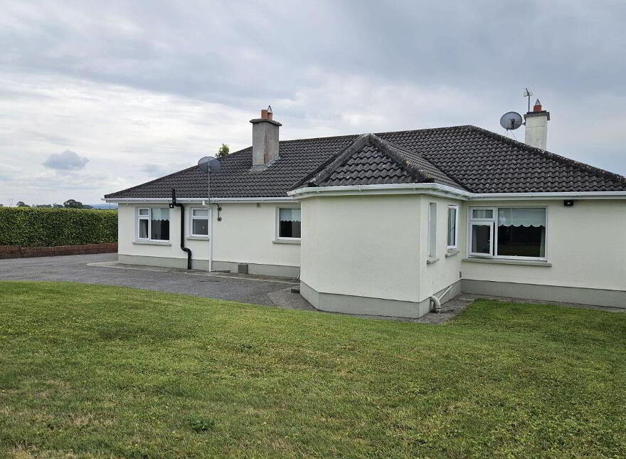 Ballyoran, Ballyboy, R42R120