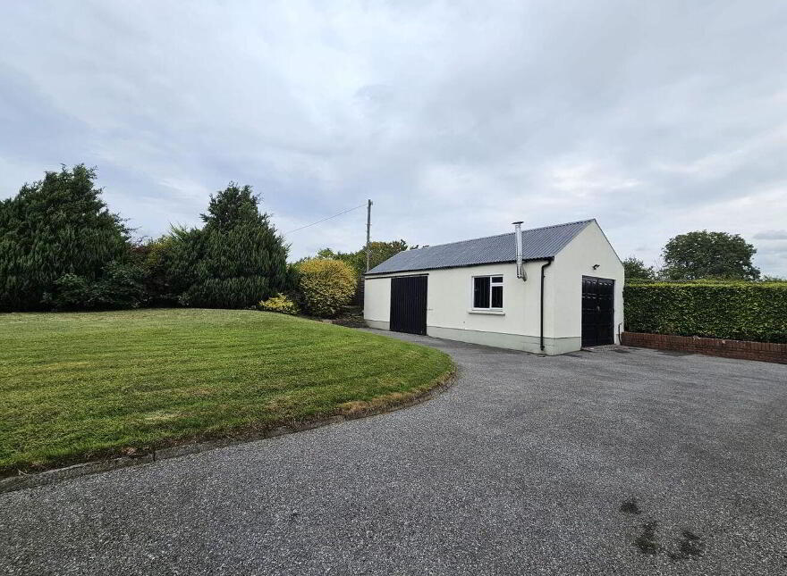 Ballyoran, Ballyboy, R42R120