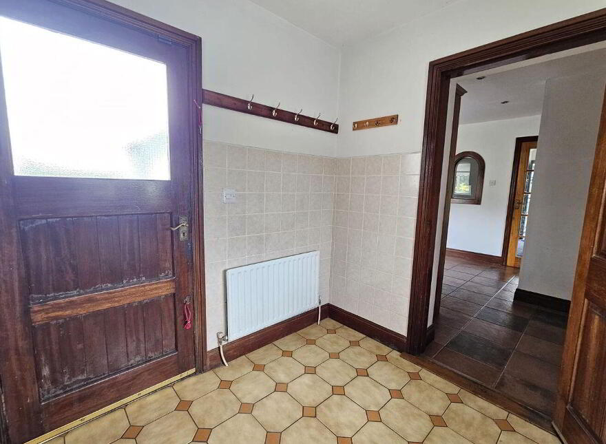 Ballyoran, Ballyboy, R42R120