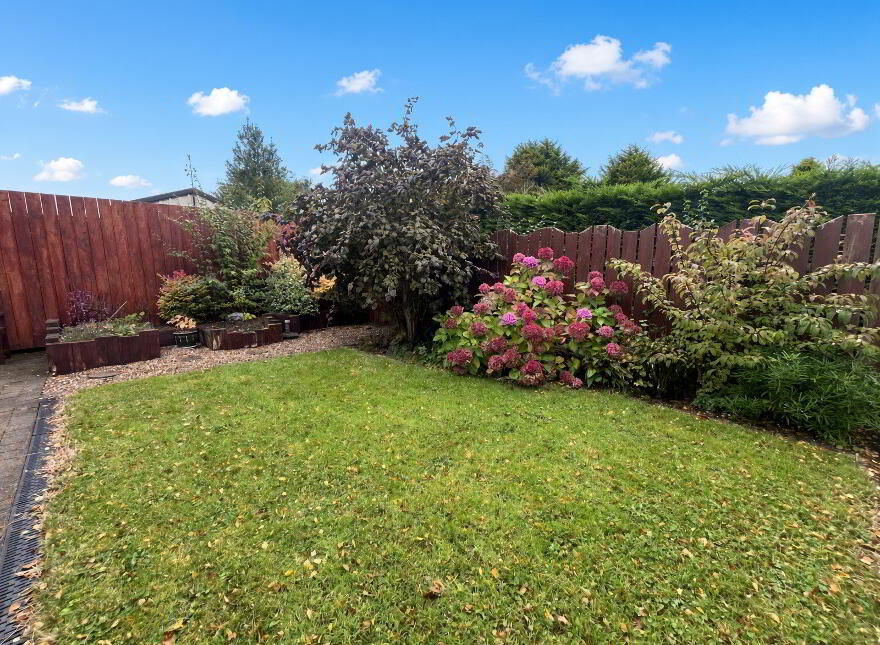 9 Hillcrest Drive, Irvinestown, BT94 1FQ