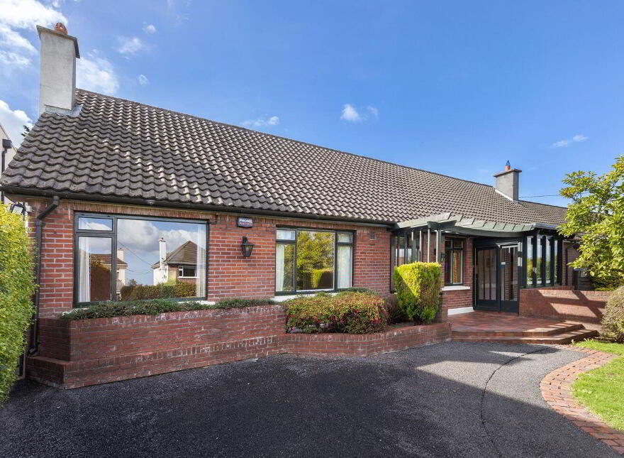 39 Hainault Road, Foxrock, Foxrock, D18F9W7 photo