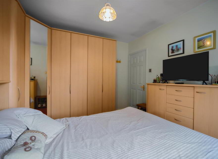 75 Knock Road, Belfast, BT5 6LD