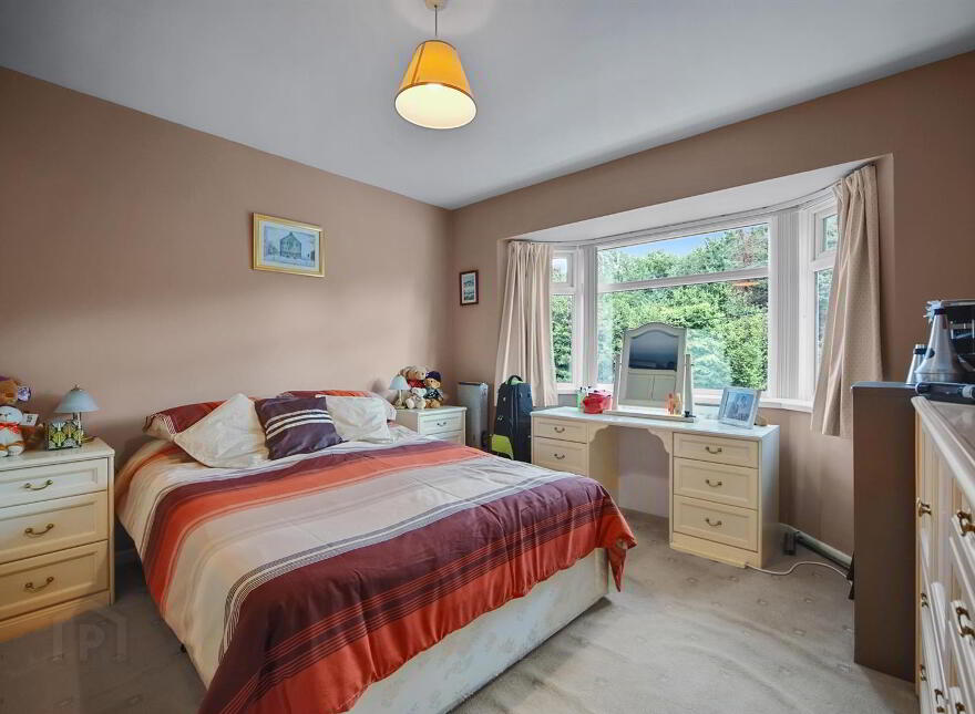 75 Knock Road, Belfast, BT5 6LD