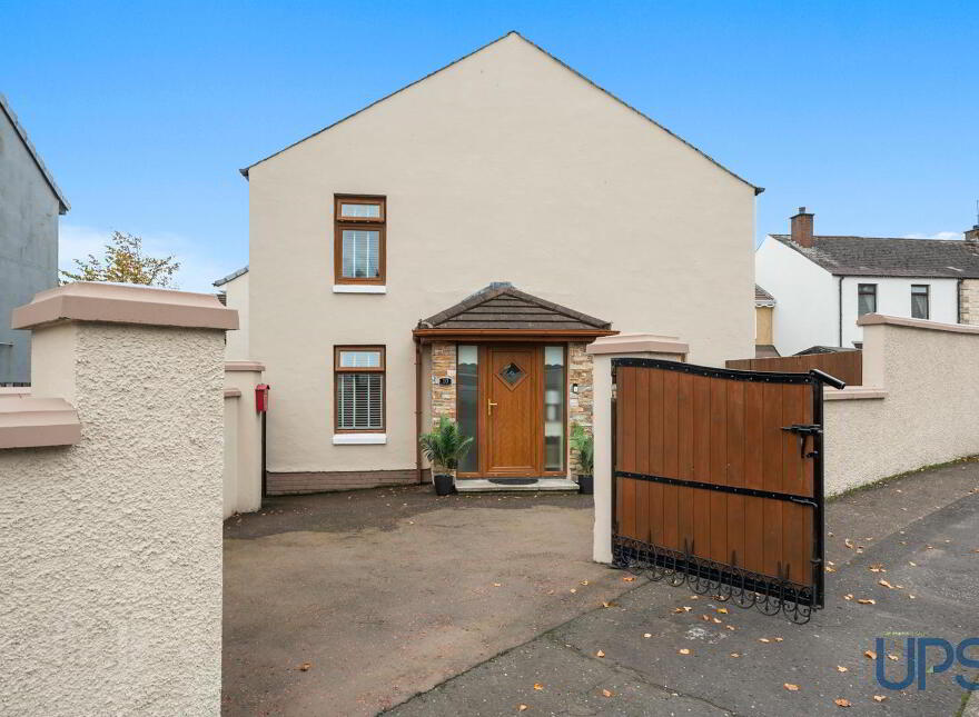 10 Gortnamona Court, Belfast, BT11 8PH