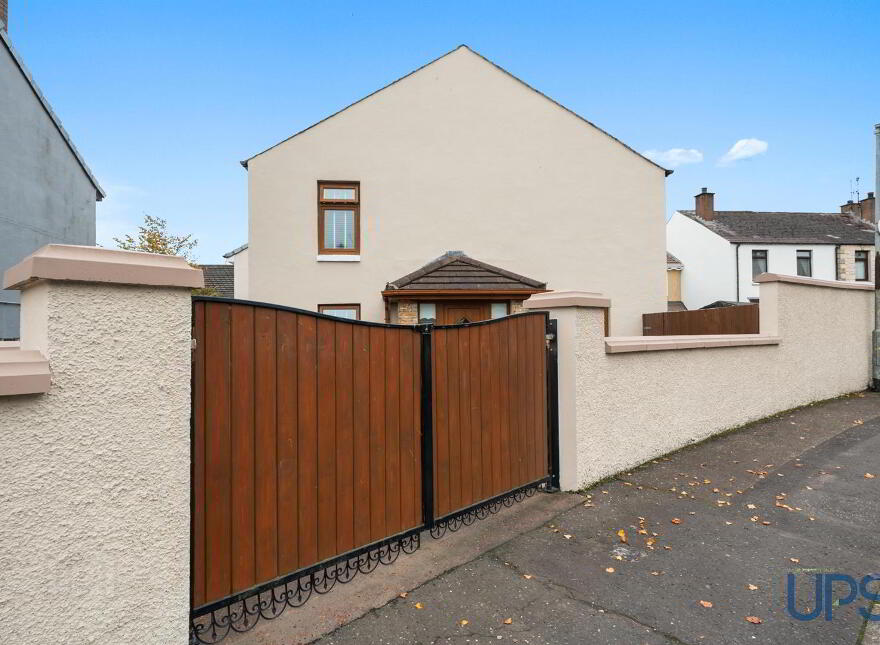10 Gortnamona Court, Belfast, BT11 8PH