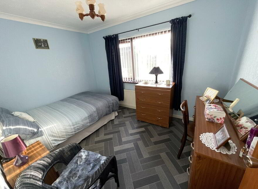 12 Sandmount Drive, Galgorm, Ballymena, BT42 1DX