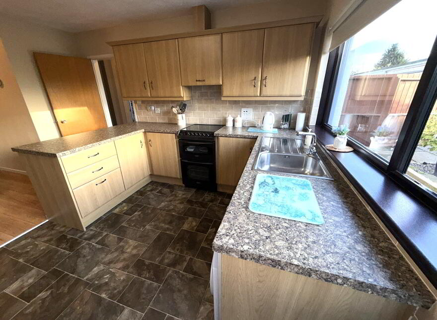 12 Sandmount Drive, Galgorm, Ballymena, BT42 1DX