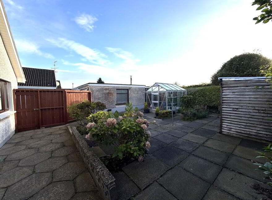 12 Sandmount Drive, Galgorm, Ballymena, BT42 1DX
