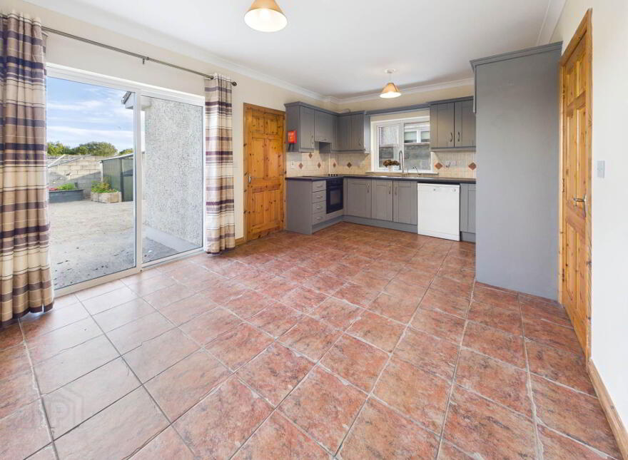 73 Burren View, Ennis Road, Gort, H91E3H7