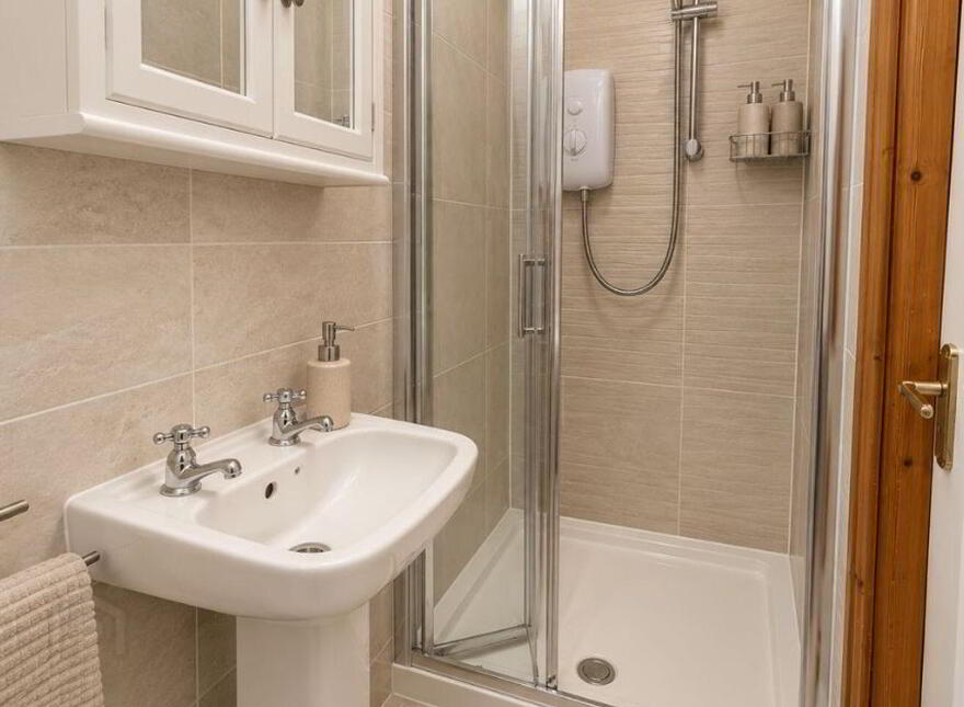 5 College Farm View, Newbridge, W12W673