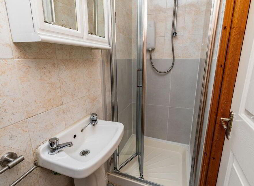 5 College Farm View, Newbridge, W12W673