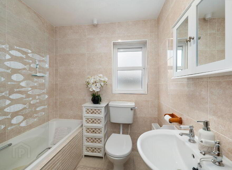53 Glencullen, Fermoy, P61AE75