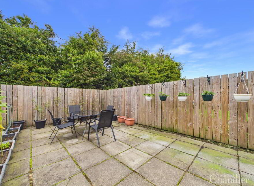 9 Hollygate Park, Carryduff, Belfast, BT8 8DZ