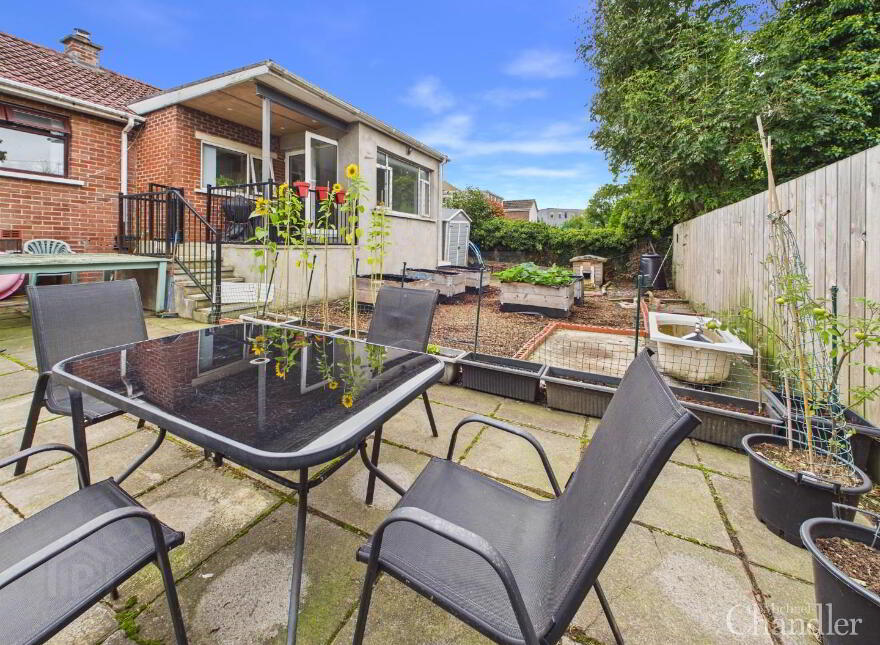 9 Hollygate Park, Carryduff, Belfast, BT8 8DZ