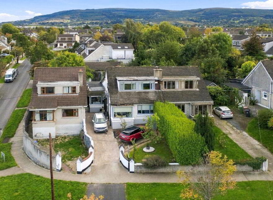 61 Sweetmount Avenue, Dundrum, Dundrum, D14YH98
