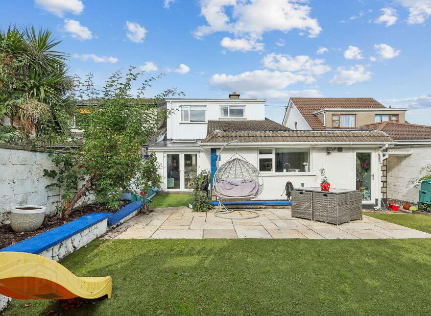 61 Sweetmount Avenue, Dundrum, Dundrum, D14YH98