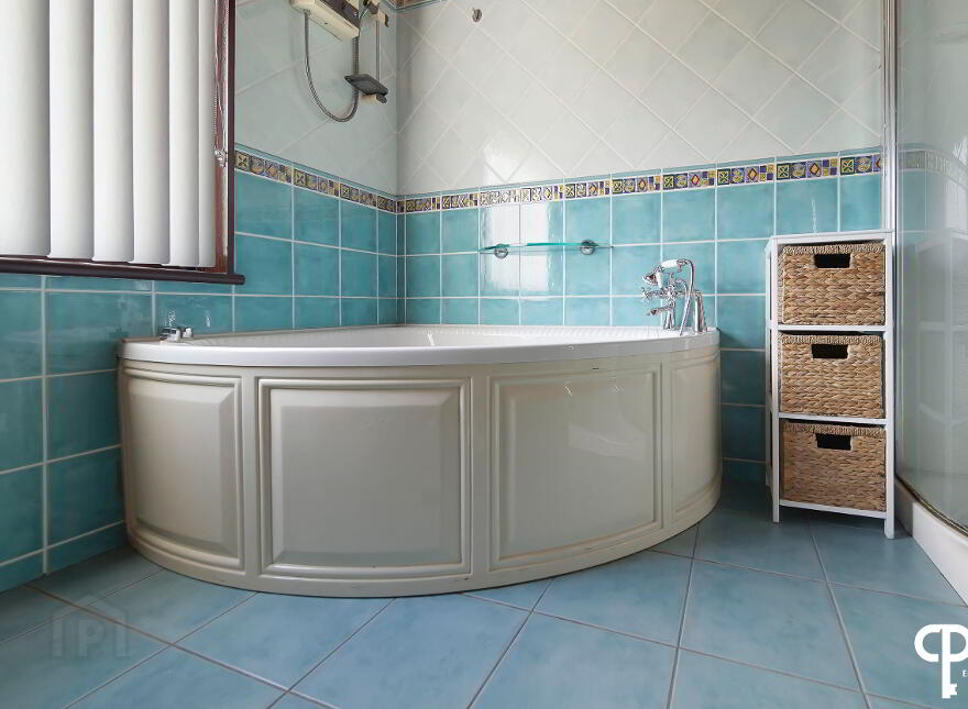 62 Castlenagree Road, Bushmills, BT57 8XN