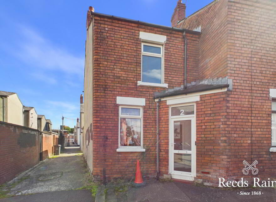 2 Daphne Street, Belfast, BT12 5PQ