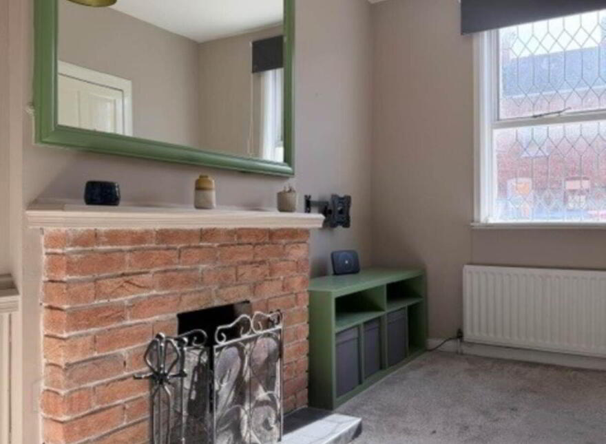 100 Edenderry Village, Edenderry, Belfast, BT8 8LQ