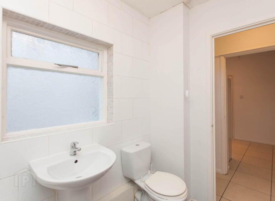 100 Edenderry Village, Edenderry, Belfast, BT8 8LQ