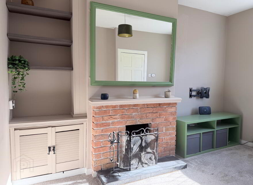 100 Edenderry Village, Edenderry, Belfast, BT8 8LQ