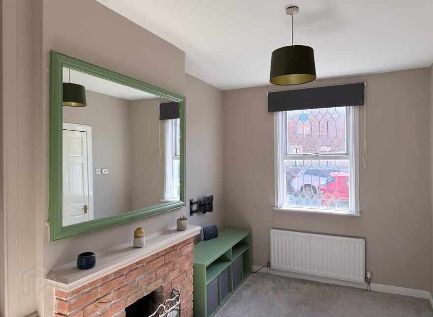 100 Edenderry Village, Edenderry, Belfast, BT8 8LQ