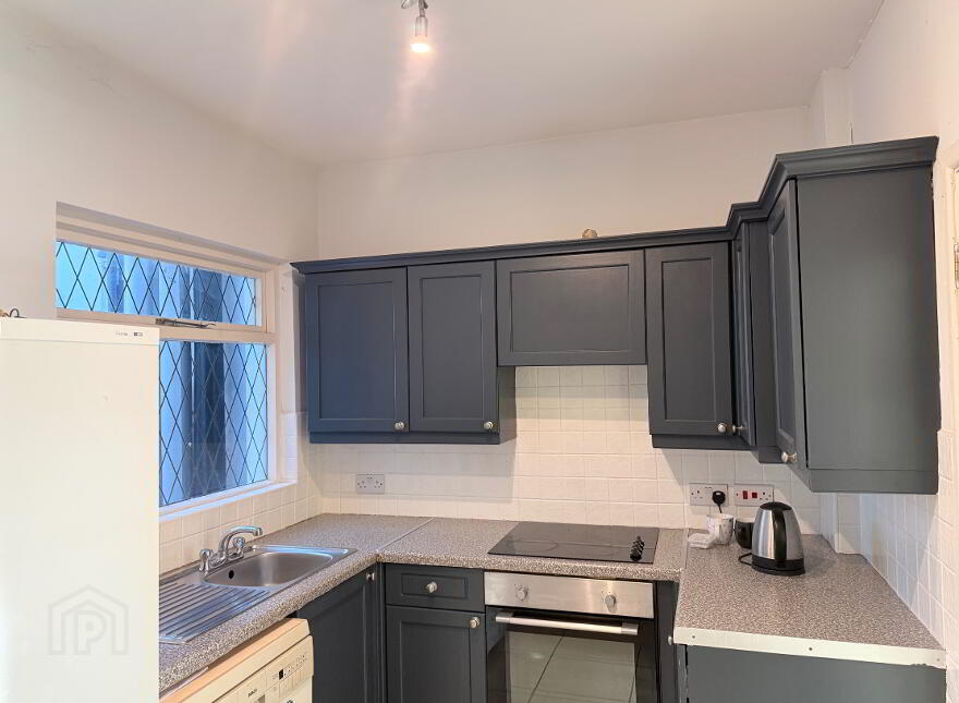 100 Edenderry Village, Edenderry, Belfast, BT8 8LQ