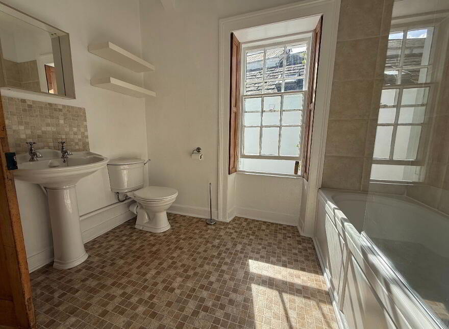 The Blue House, 4 Dufferin Place, Killyleagh, BT30 9QB