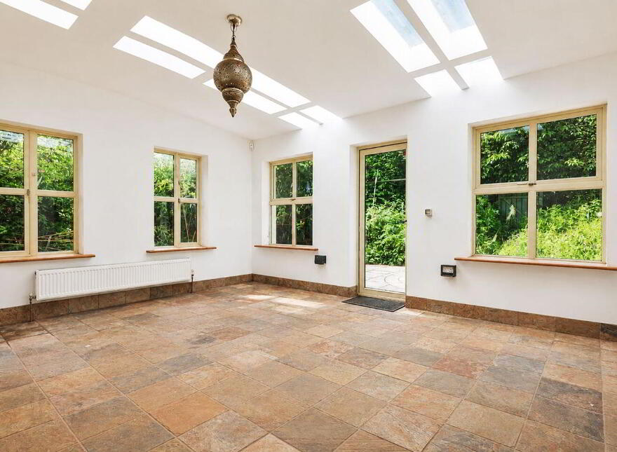 Killeary, Lobinstown, Navan, C15T934
