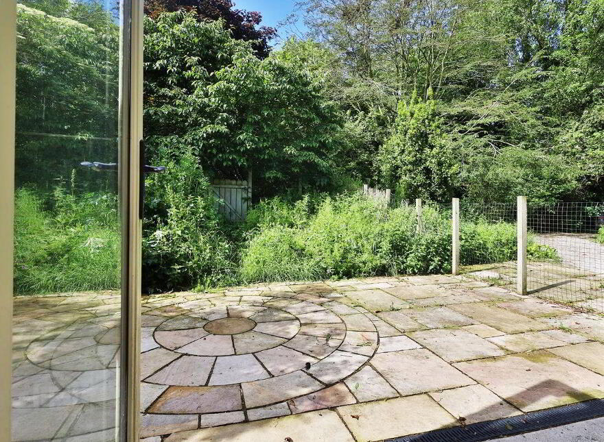 Killeary, Lobinstown, Navan, C15T934
