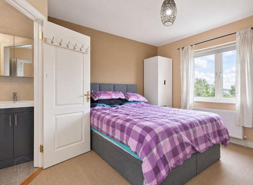 132 Somerville, Ratoath, A85R244